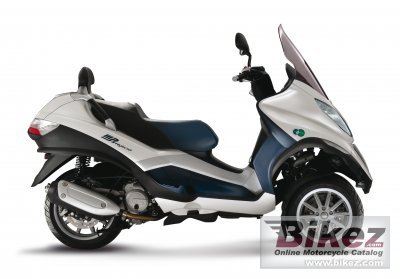 2011 Piaggio MP3 125 Hybrid photo